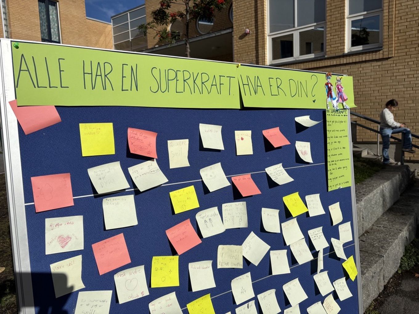 et skilt med en melding